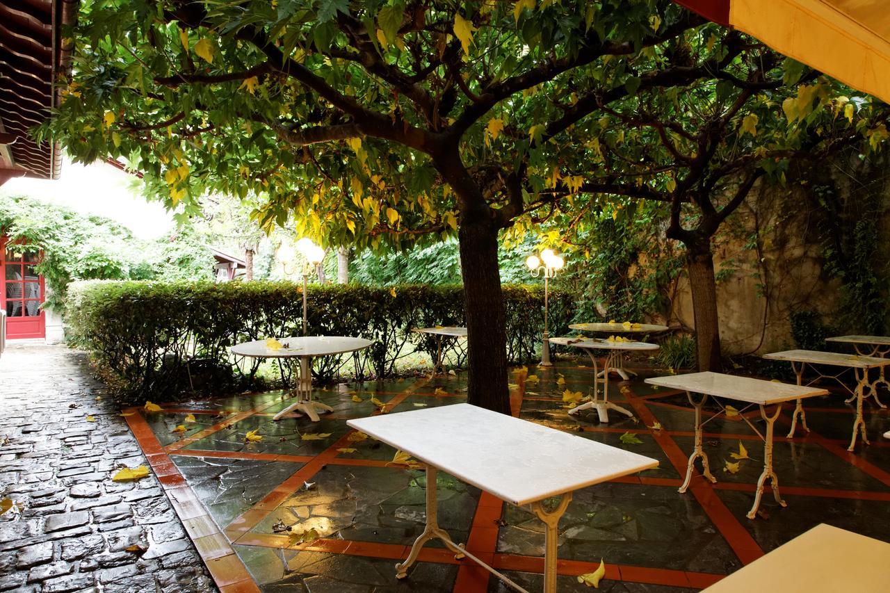 Hotel-Restaurant De La Paix Saint-Palais  Εξωτερικό φωτογραφία