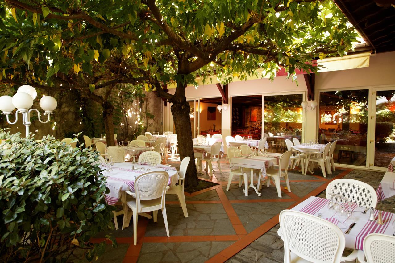 Hotel-Restaurant De La Paix Saint-Palais  Εξωτερικό φωτογραφία