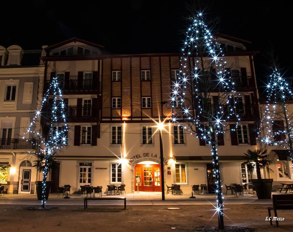 Hotel-Restaurant De La Paix Saint-Palais  Εξωτερικό φωτογραφία